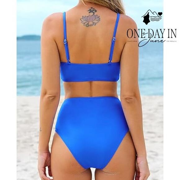 Cupshe Twist Front Bikini Swimsuit Size S - Picture 2 of 7